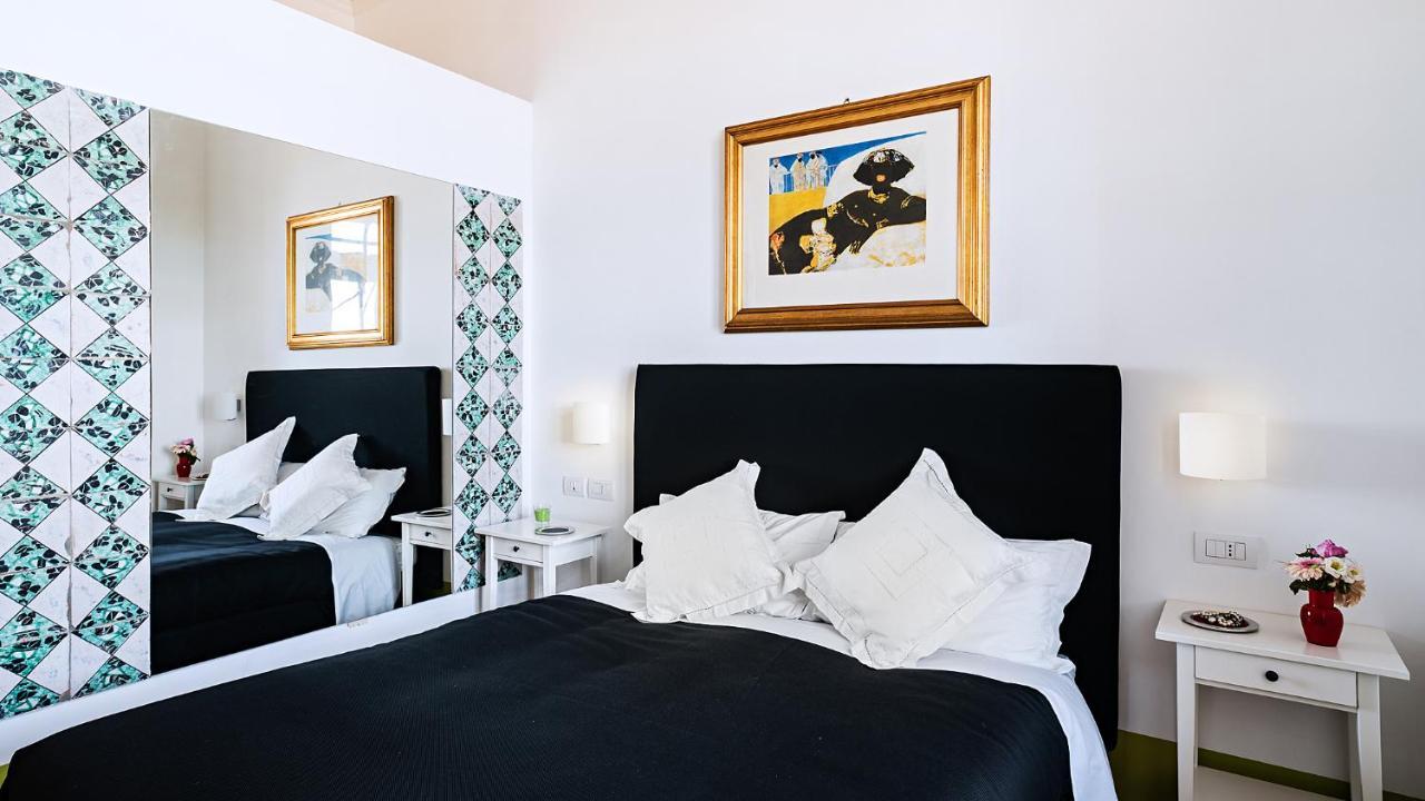 Donna Giulia, Luxury House Ξενοδοχείο Σαλέρνο Εξωτερικό φωτογραφία